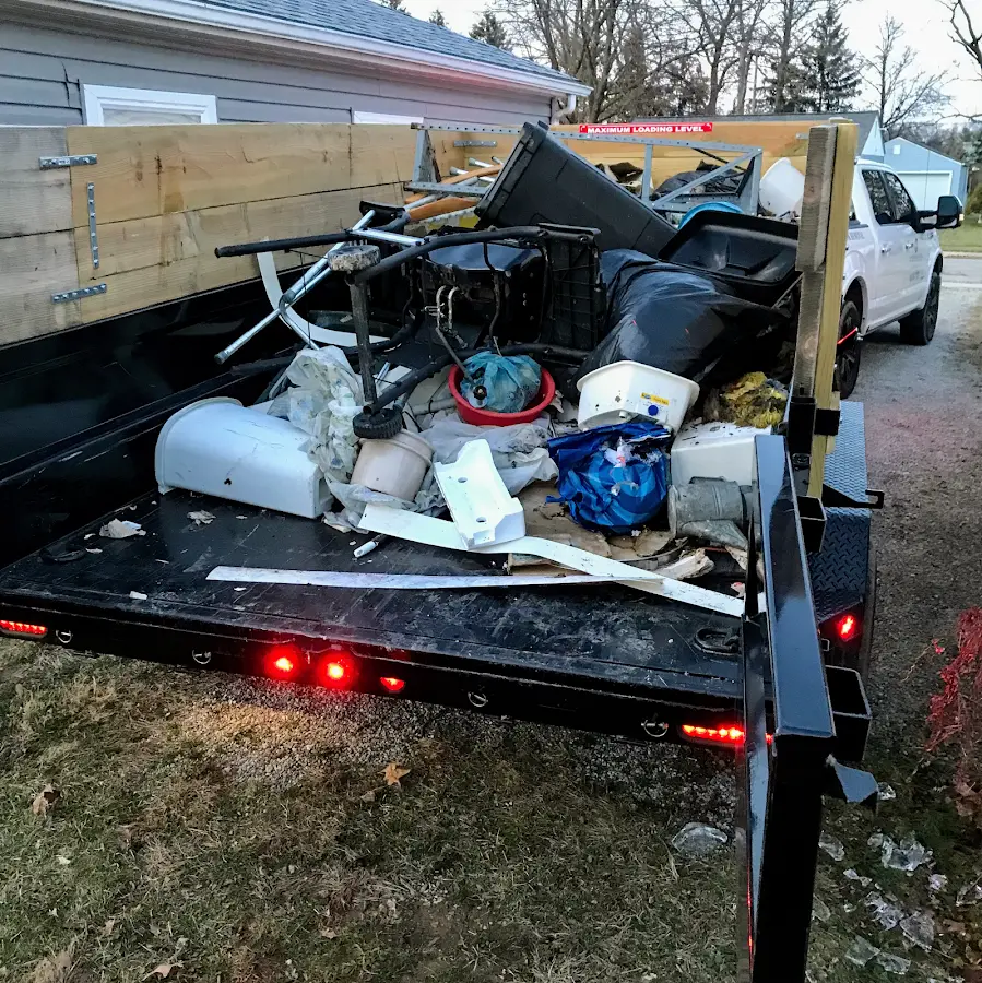 Roll-off dumpster delivered to a residential driveway in Jefferson